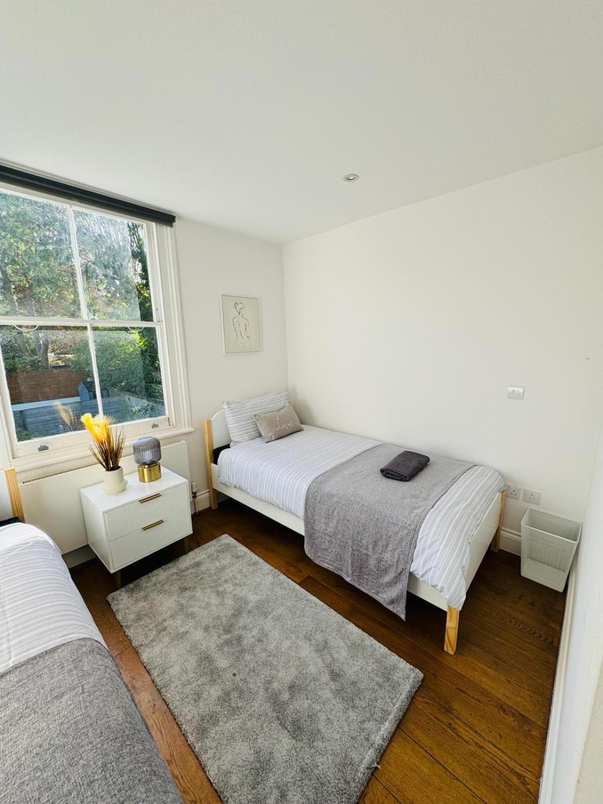 Stunning Flat In Chiswick Daire Londra Dış mekan fotoğraf