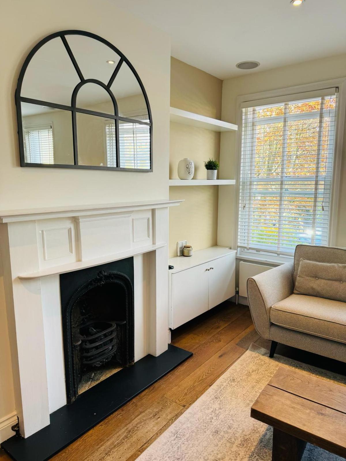 Stunning Flat In Chiswick Daire Londra Dış mekan fotoğraf