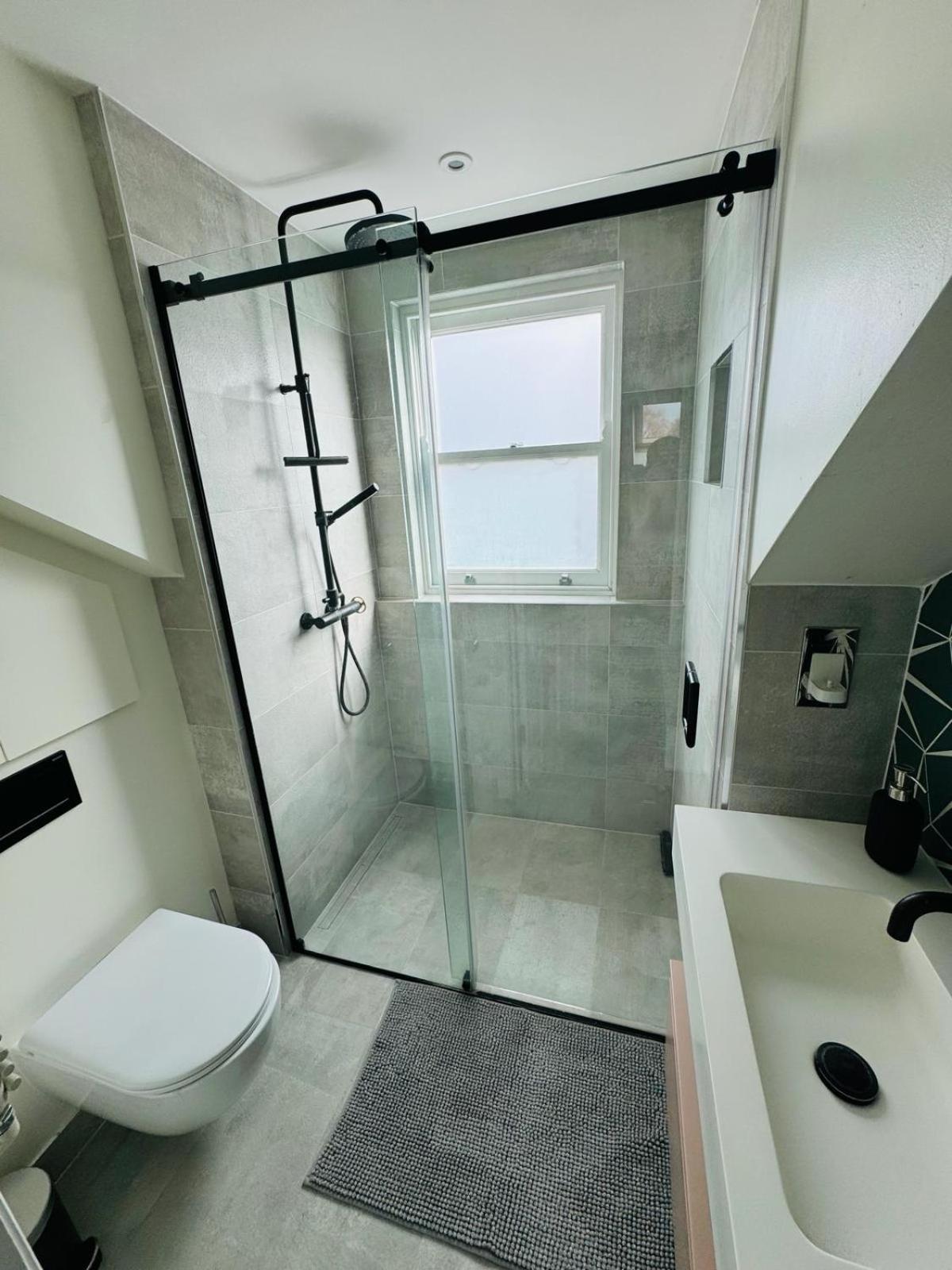 Stunning Flat In Chiswick Daire Londra Dış mekan fotoğraf