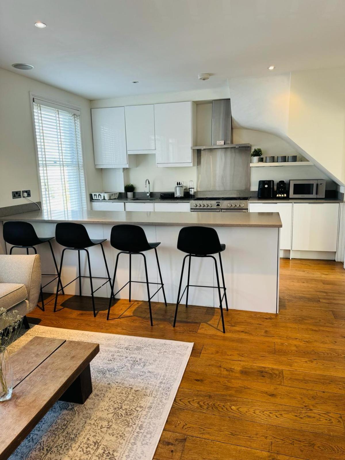 Stunning Flat In Chiswick Daire Londra Dış mekan fotoğraf